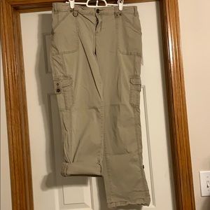 Khaki capris